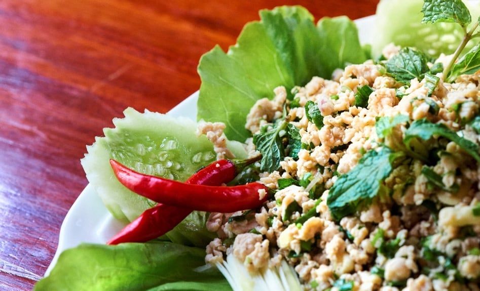 Laotian Chicken Laap / Bryon Lippincott / CC-BY-NC-ND / Flickr