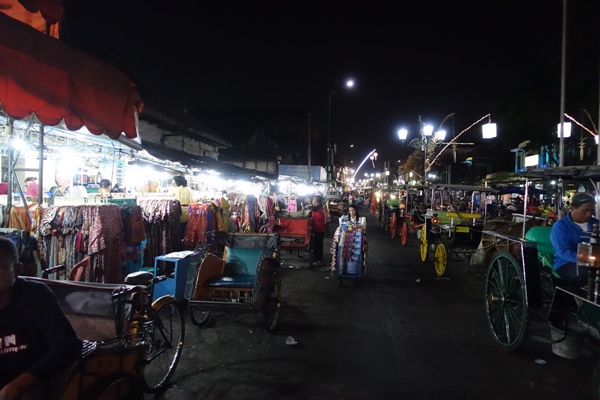 Jalan Malioboro street stalls.