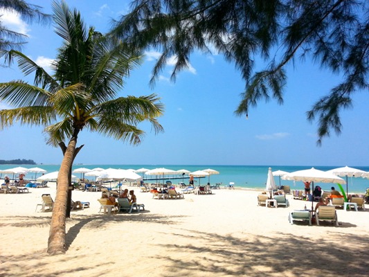 Khao Lak Beach. Image courtesy of Tourism Authority of Thailand.