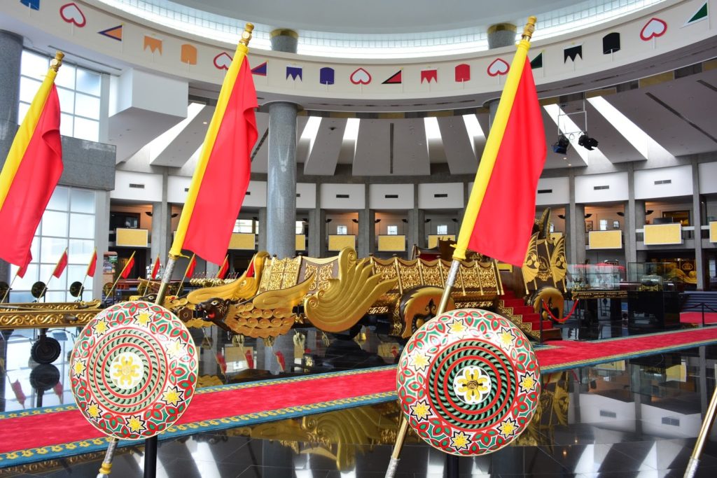 The Royal Regalia Museum in  Bandar Seri Begawan, Brunei / Shutterstock