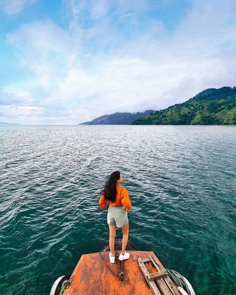Lake Toba is about 1.5 times the size of Singapore.